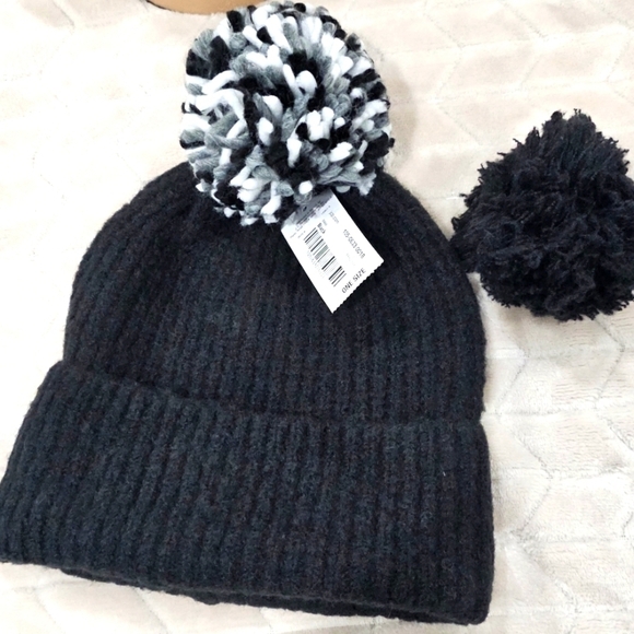 Detachable or Interchangeable Two Pom Beanie Cuffed Winter Knit Hat in Black - Picture 7 of 8